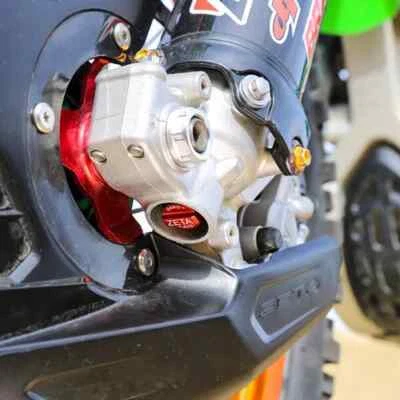 Ajustador de horquilla delantera de aluminio anodizado negro Zeta para Yamaha YZ250X 20-23 Foto 1 de 4