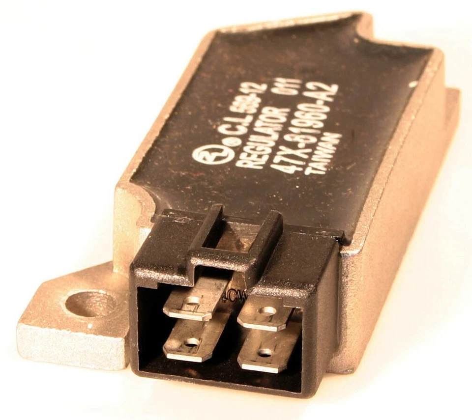 Yamaha FZR 600, 1989-1994, regulador de voltaje - 47X-81960-A2 - FZR600, FZR600R Foto 1 de 1