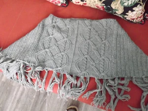 Poncho grau one size - Bild 1 von 3