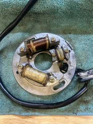1990-1995 Yamaha 650 700 61x Stator Generator SuperJet Vxr Pro WB1 FX1 Lx650 WR3 - Image 1 of 4
