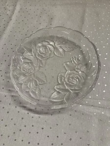 Dishes Studio Nova Salad Plate 'Winter Rose' Embossed Frosted Roses 7" Round - Picture 1 of 6