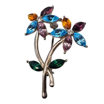Vintage Monet Floral Brooch Pin Rhinestone Flower Silver Tone Costume Jewelry - Image 1 of 4