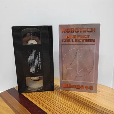 Robotech Perfect Collection: Macross Vol. 1 - VHS, 1992 Streamline Pictures, Sub - Image 1 of 3