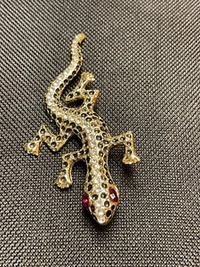 Gecko lizard Gold Tone Black Enamel Pave large statement brooch 4.25” Used Vntg. - Picture 1 of 4
