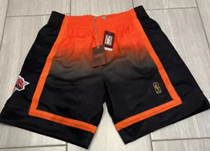 Neu mit Etikett Mitchell & Ness Knicks NBA Swingman Shorts schwarz/orange Herren Größe XL - Bild 1 von 10