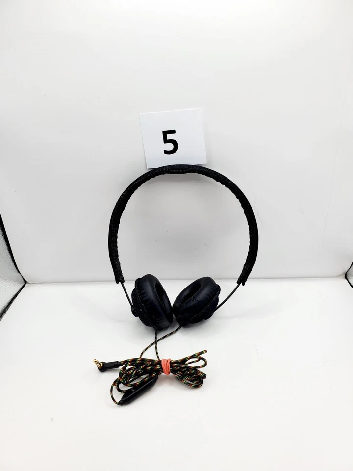 Bob Marley Headphones - Image 1 of 4