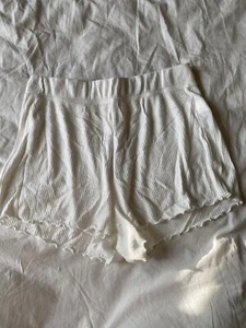 Roxy Womens cozy days shorts white size L $40 - Picture 1 of 6