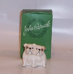 Beswick Bulldog pair D3384 - boxed - Picture 1 of 1