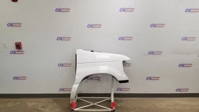 24 FORD E350 SUPER DUTY FENDER FRONT RIGHT PASSENGER WHITE Foto 1 de 4