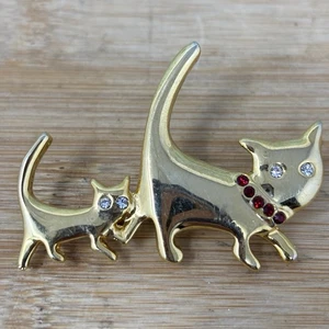 Gold Tone Brooch Pin Kitten Following Mom Cat With Rhinestone Collar & Eyes - Picture 1 of 5