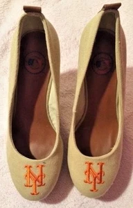 NWB Cuce Shoes New York Mets Women's The Groupie Espadrille Wedge Sandals - Tan - Picture 1 of 7