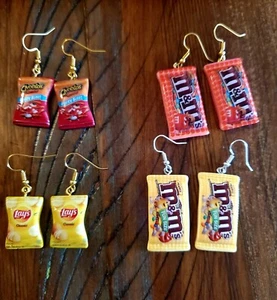 Candy Chips M&MS Neuheit Ohrringe Snack Pack KOSTENLOSER VERSAND  - Bild 1 von 3
