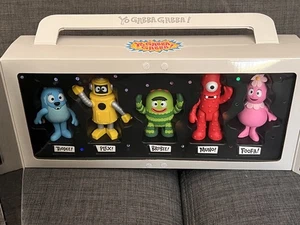 SEALED SDCC 2025 Yo Gabba Figures Exclusive Music Theme Song when Opened - Picture 1 of 7