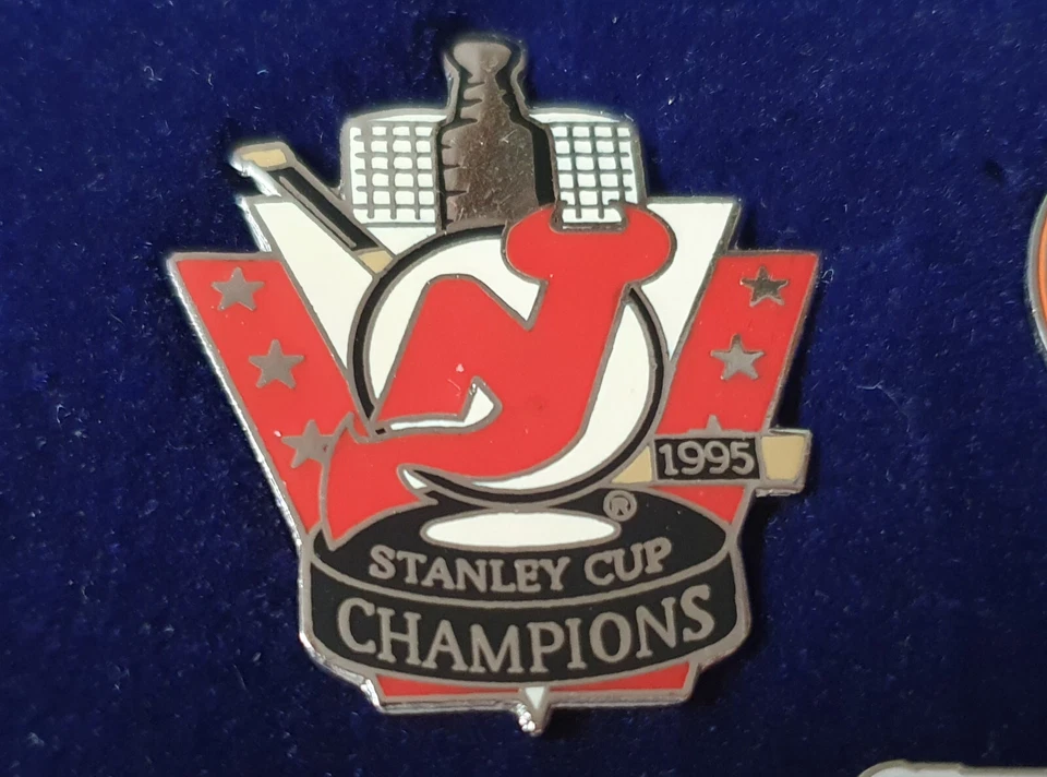 NHL Pin   1995  Stanley Cup Champions New Jersey Devils - Image 1 of 1