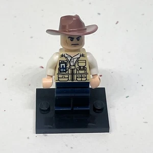 Lego Minifigure Jurassic World Vet Fedora Hat JW016 - Picture 1 of 2