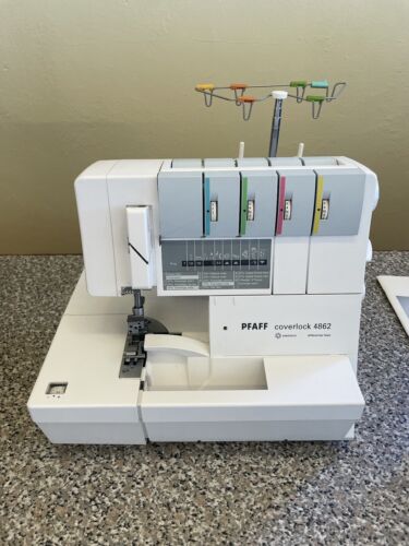 New ListingPfaff Coverlock 4862 Electronic Differential Feed Serger Machine & Pedal