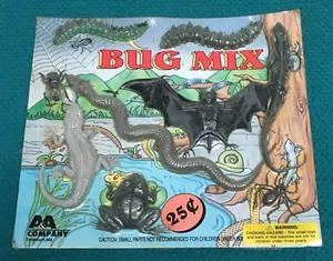 Vintage : BUG MIX with BAT & SNAKE gumball VENDING MACHINE display HEADER CARD - Picture 1 of 1