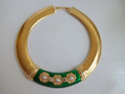 Collar Gargantilla De Colección Años 70 Christian Dior París Imitación Cúpula Perlas Esmalte Verde Foto 1 de 4