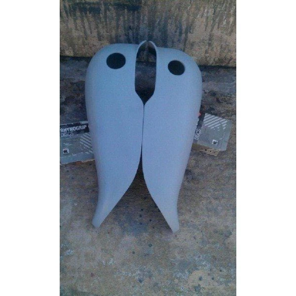 Se adapta a Harley Davidson Road King estirada fibra de vidrio tanque de gasolina cubierta excavadora Foto 1 de 4