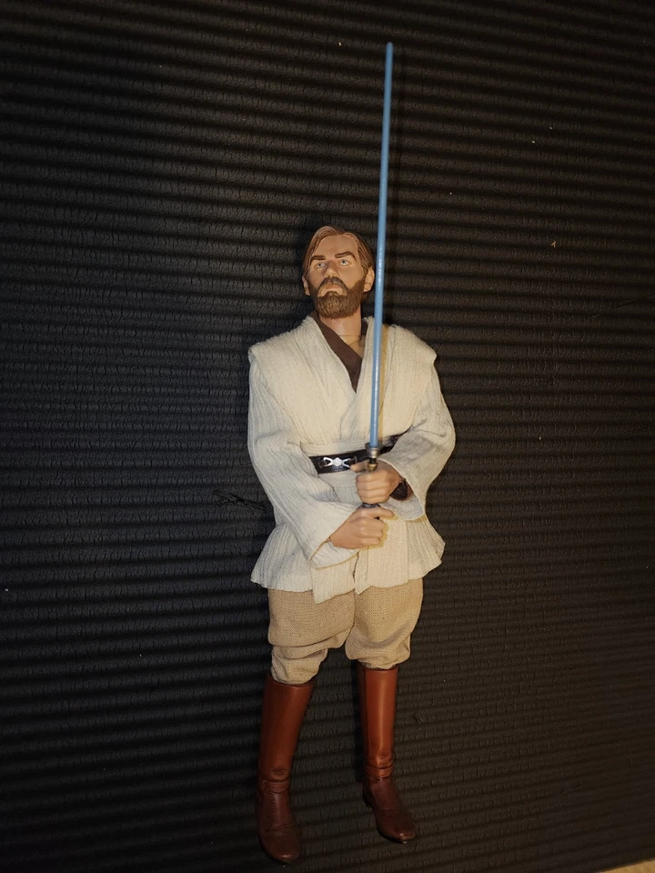 Figura suelta Star Wars Sideshow Obi-Wan Kenobi (La Venganza de los Sith) Foto 1 de 1