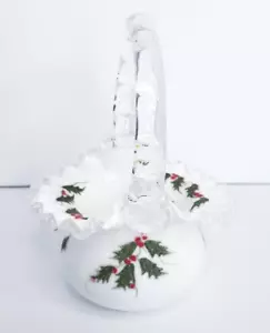 Fenton Art Glass Holly Berry Silver Crest mango acanalado 5,5" cesta D Barbour - Imagen 1 de 8