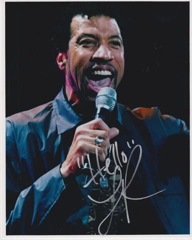 Lionel Richie signed 8x10 photo Cover