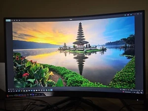 pc gamer plus écran MSI165hz 1ms Clavier souris, corsaire - Photo 1/8