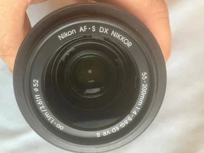 Obiettivo Nikon AF-S DX NIKKOR 55-200mm f/4-5.6G ED VR II Lens - Immagine 1 di 4