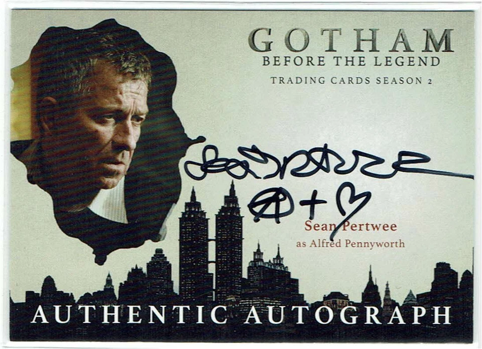 Gotham Season 2 Autograph Card SP Sean Pertwee as Alfred Pennyworth VARIANT (A) - Image 1 of 1