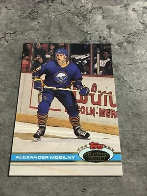 Alexander Mogilny  Sabres 1991-92 Topps Stadium Club #195 - Image 1 of 2