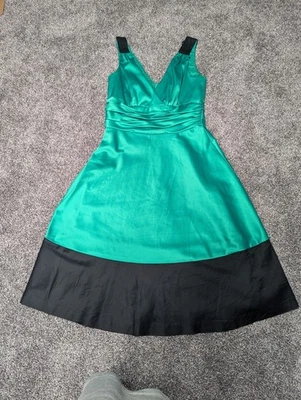 Vestido Donna Morgan Talla 4 Ajuste Acampanado Satén Babydoll Bloques de Colores Noche Evento Fiesta Foto 1 de 4