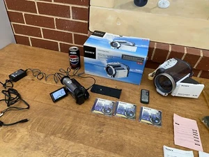 Sony Hybrid plus DVD 5hr Recorder Camera DCR-DVD810 & SPK-HCD Waterproof qzzq - Picture 1 of 10