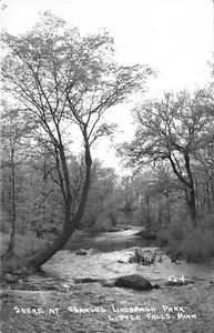 # K128 Little Falls, MN. FOTO POSTAL REAL, PARQUE CHARLES LINDBERGH - Imagen 1 de 2