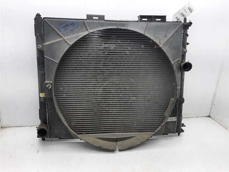 Radiador sin refrigeración adicional 07-10 Cadillac STS 19130362 Foto 1 de 4