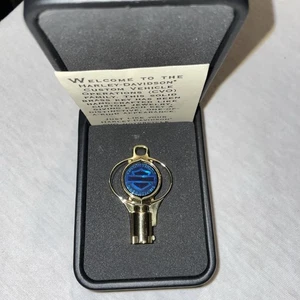 Harley-Davidson CVO Custom Vehicle Operations Solid Brass Key New in Box - Bild 1 von 8