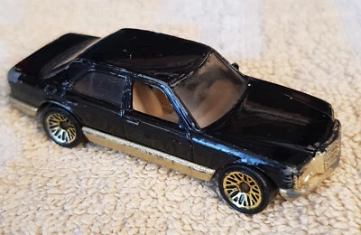 Hot Wheels Mercedes 380 SEL -- Specials 5 Pack - Immagine 1 di 3