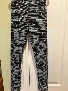 LuLaRoe leggings kids Tween Black and White geometric patterned - Picture 1 of 3