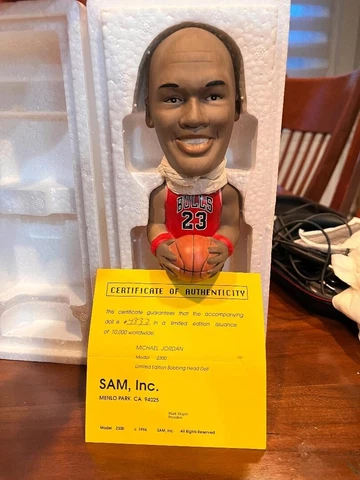 Michael Jordan Chicago Bulls Vintage 1994 Sam Nodder Bobblehead Upper Deck #4832 Cover