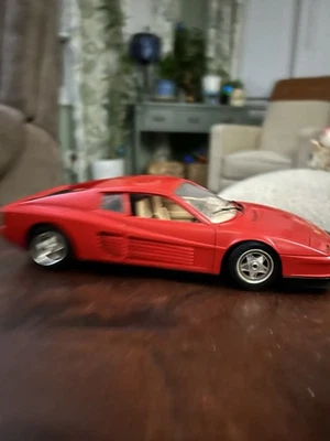 复古 Bburago 1984 红色法拉利 Testarossa 压铸金属模型 1/18 比例 — 第 1/4 张图片