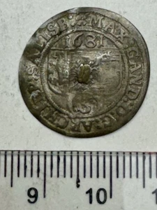 1681 Unusual & Unidentified Hammered Silver Dated Coin (F331) - Photo 1/2