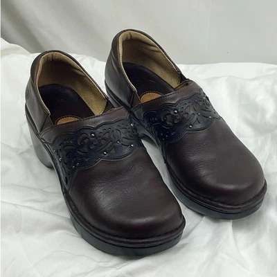 Ariat Women’s Size 10 Black Brown Leather Clog Comfort Slip-On Nursing Shoes - Image 1 of 4