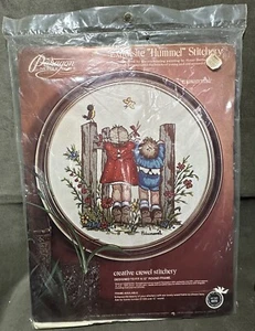 Vintage Paragon Needlecraft Hummel Crewel Stitchery Kit Birdwatching #0572 - Picture 1 of 12