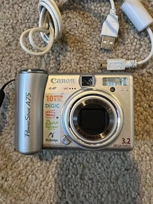 Canon PowerShot A75 3.2MP Digital Camera W Case - Image 1 of 4