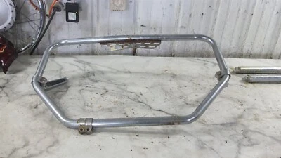 81 barras de choque protectoras de motor personalizadas Honda CB650 CB 650 C  Foto 1 de 4