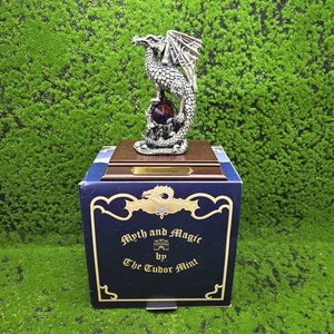 Myth and Magic Tudor Como Nuevo Dragón Encantado OY96 En Caja Increíble Estado U2B5 - Imagen 1 de 19