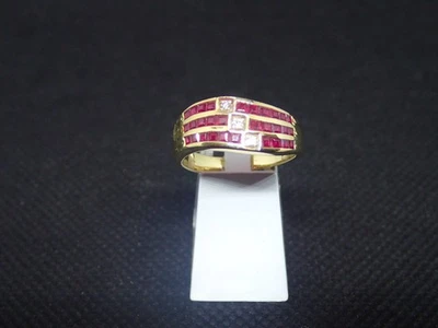 Bague en or jaune 750/ème de 4.15g, rubis, diamant - Photo 1/4