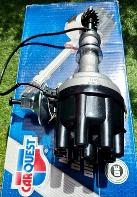 CARQUEST PREMIUM 351c V8 DISTRIBUTOR POINTS CONDENSER CAP READY TO RUN BRAND NEW - Image 1 of 4