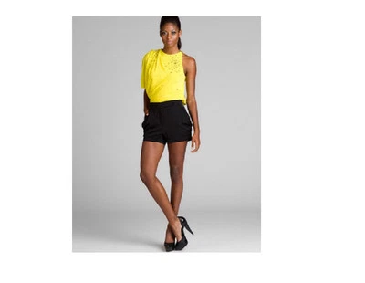 $242 Nuevo sin Etiquetas Robert Rodriguez Negro Drapeado Plisado Frontal Pantalones Cortos Parte Inferior Talla 4 Foto 1 de 4