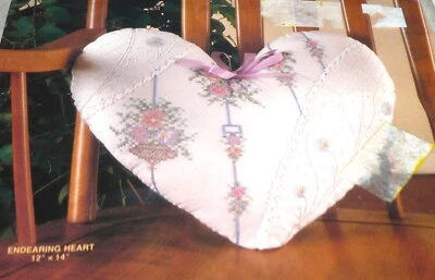 1987 ENDEARING HEART Siluetas Decorativas Estampado Punto de Cruz Kit Needlecraft Foto 1 de 3
