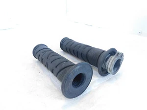 Kawasaki Ninja ZX6R ZX600 ZX-9R ZX11 ZX-12R Right/Left Handlebar Throttle Grips - Picture 1 of 7
